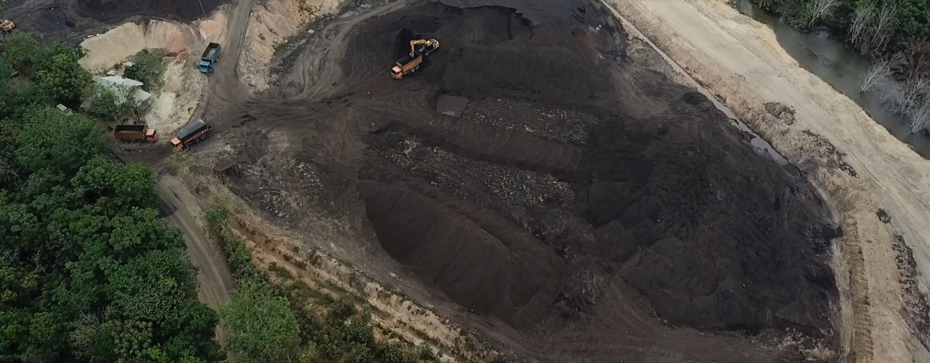 Coalruption: Elite penguasa dalam pusaran bisnis batubara